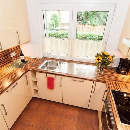Ferienwohnung Neuss Kamer foto