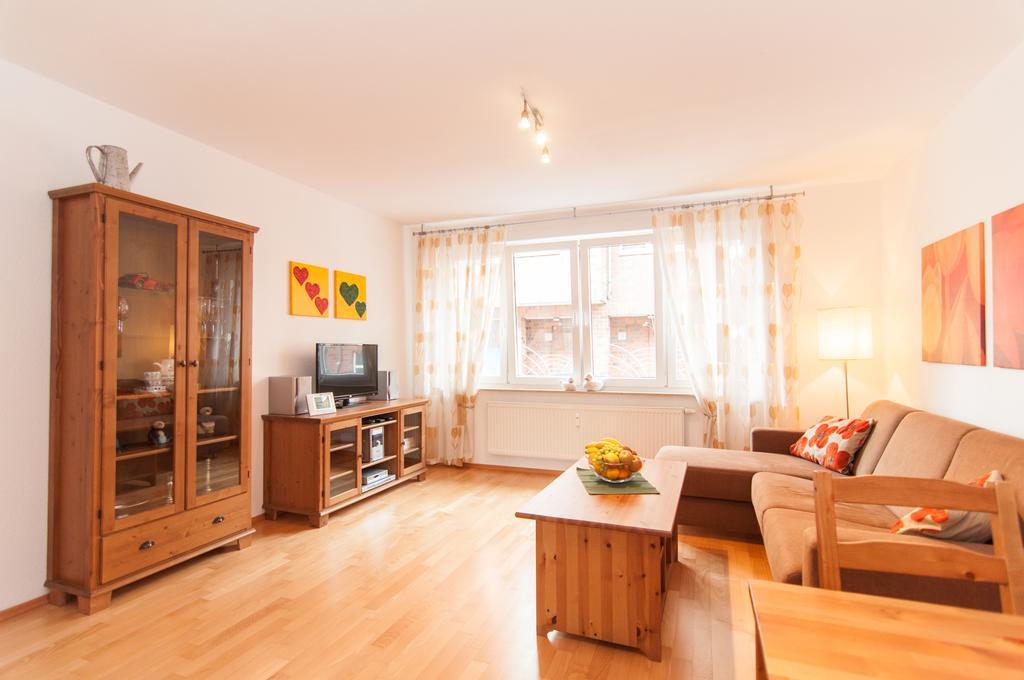 Ferienwohnung Neuss Kamer foto