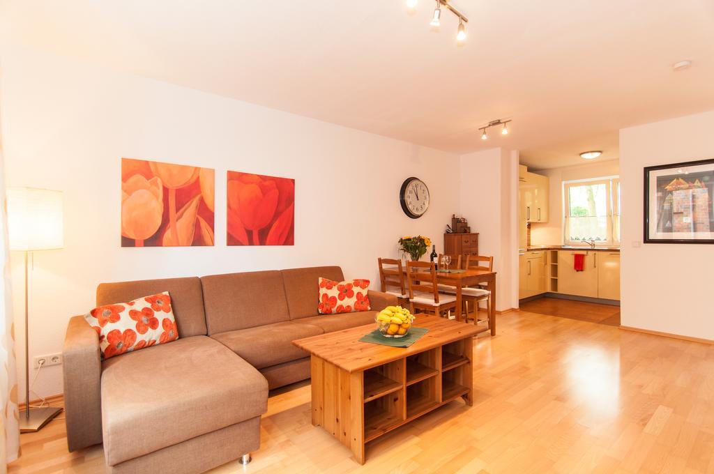 Ferienwohnung Neuss Kamer foto